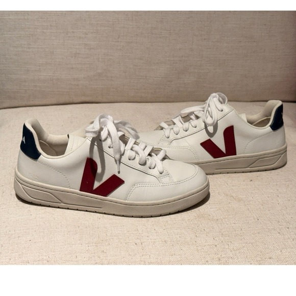Veja V-12 Leather Sneakers White Red V Navy Heel Tab Size 39 - Picture 2 of 7